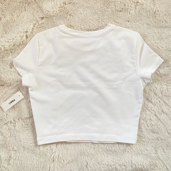 TNA Aritzia Classic White Tee - Picture 6 of 6